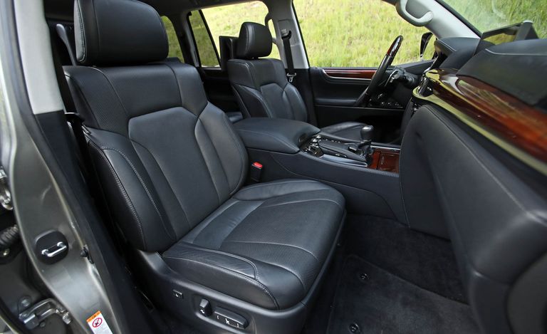 Đánh giá Lexus LX năm 2019