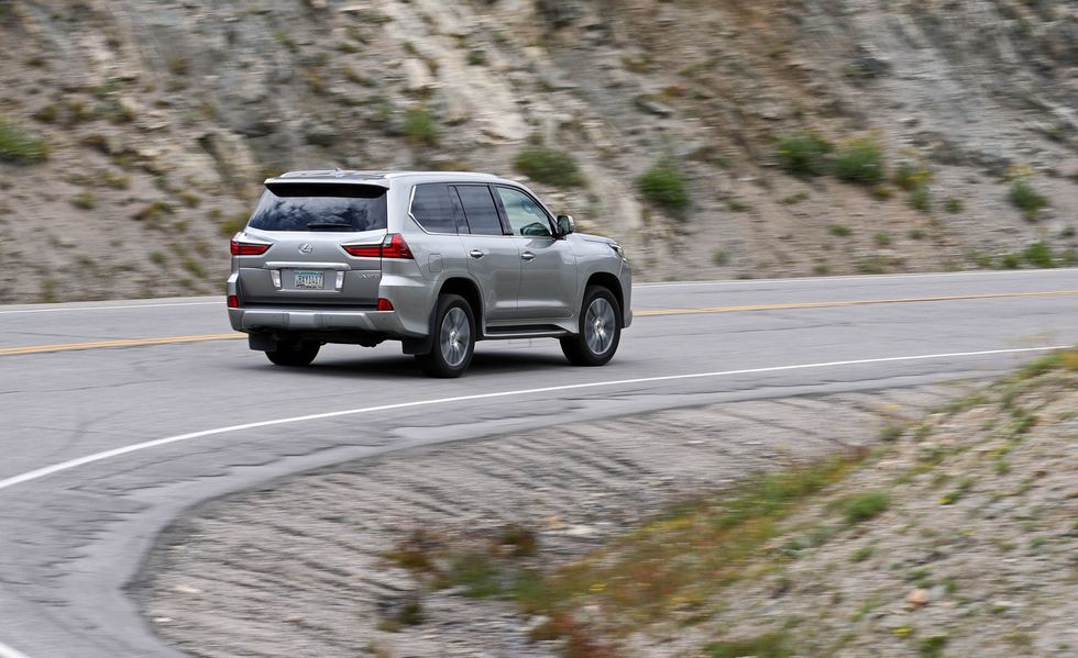 Đánh giá Lexus LX năm 2019