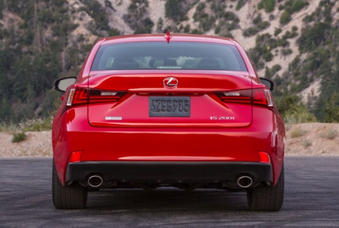Lexus IS Sport Sedan 2022 Thay đổi mới, Tin đồn, Thiết kế lại