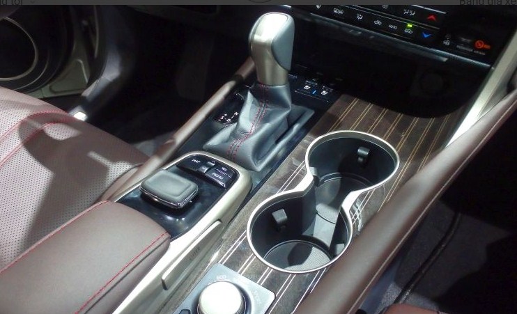 10 tính năng mới nổi bật của Lexus RX