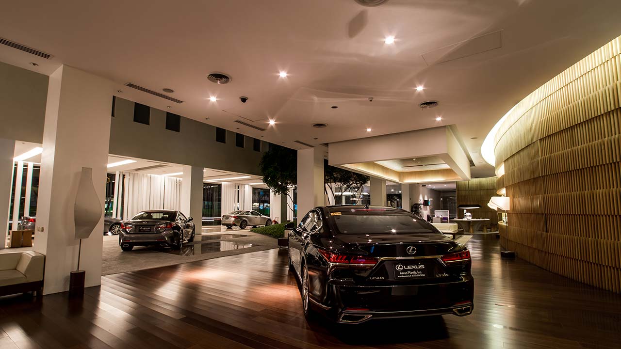 Showroom Lexus Quảng Bình