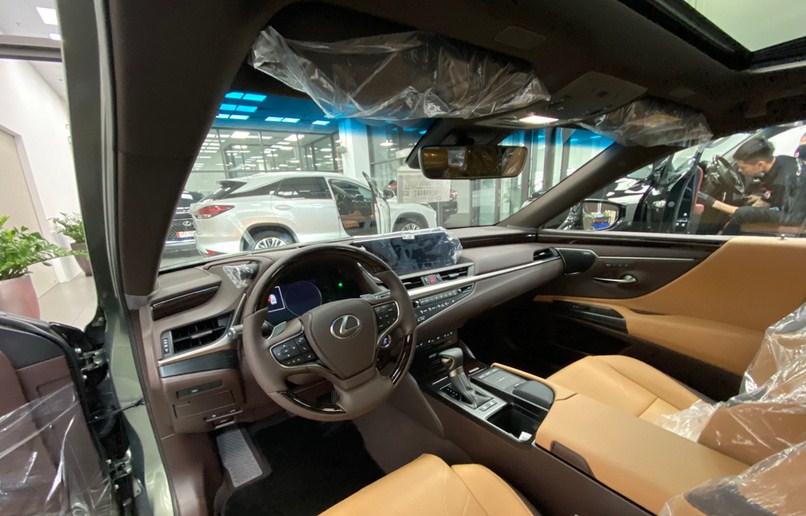 Bảng giá lăn bánh Lexus ES 300h