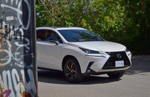 Đánh giá Lexus NX300 2021