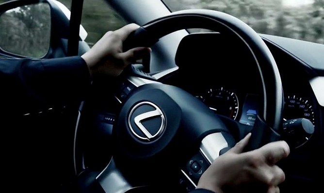 Hiệu suất lái của Lexus RX mới