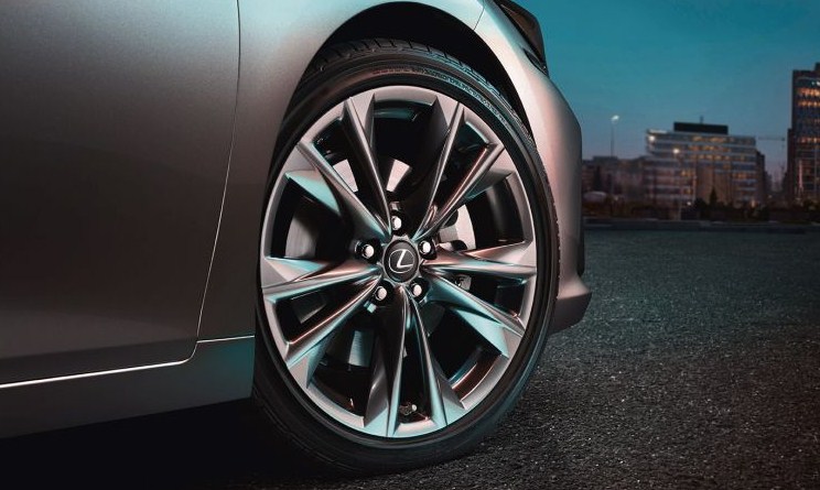 Khám phá Lexus ES mới: các tính năng hiệu suất