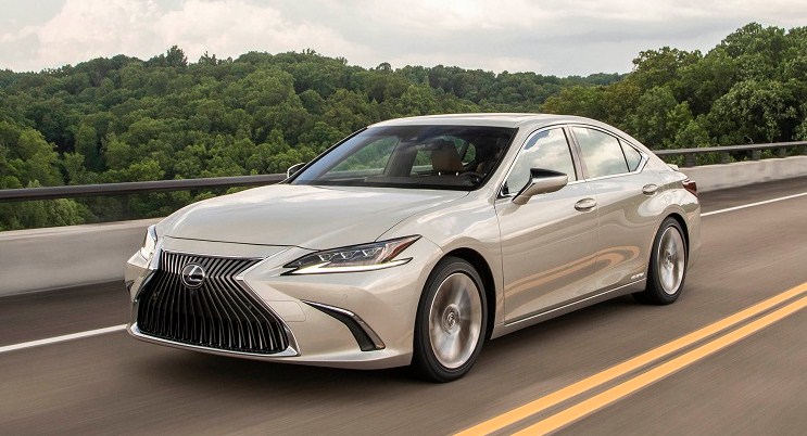 Lexus ES mới là một trong những chiếc xe an toàn nhất từng được Euro NCAP thử nghiệm