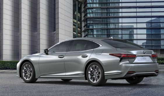 Lexus LS 500h 2021 sẵn sàng cho các đơn đặt hàng tại thị trường Anh