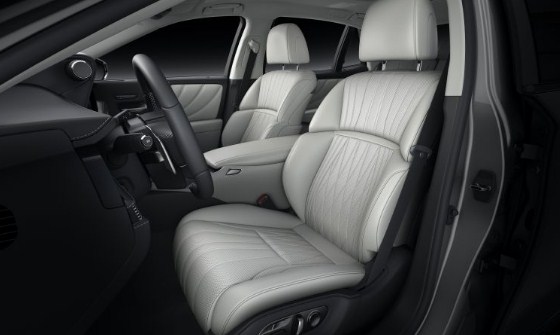 Lexus LS 500h 2021 sẵn sàng cho các đơn đặt hàng tại thị trường Anh