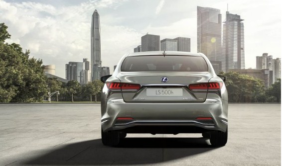 Lexus LS 500h 2021 sẵn sàng cho các đơn đặt hàng tại thị trường Anh