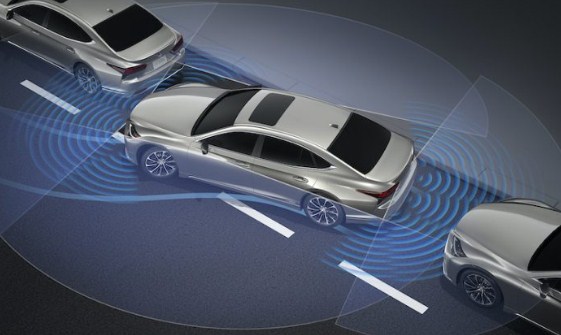 Lexus LS Hybrid 2021 : Công nghệ an toàn tiên tiến