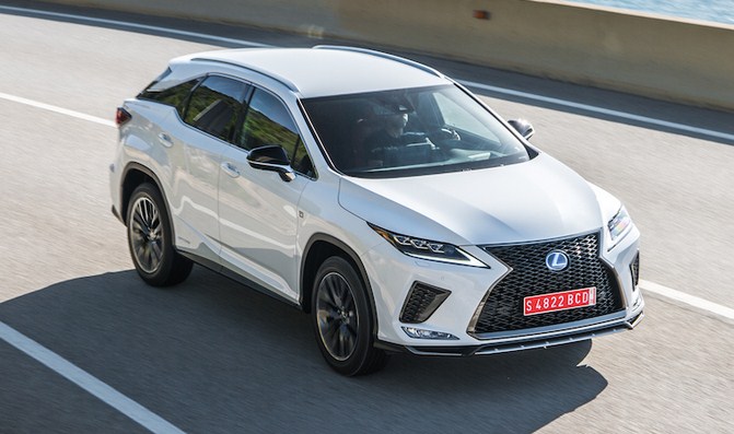 Màu xe Lexus của bạn nói lên điều gì về bạn?