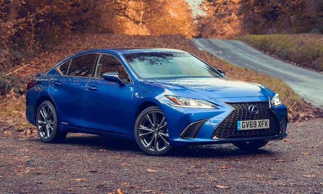 Màu xe Lexus của bạn nói lên điều gì về bạn?