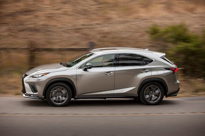 Lexus NX 300 2022