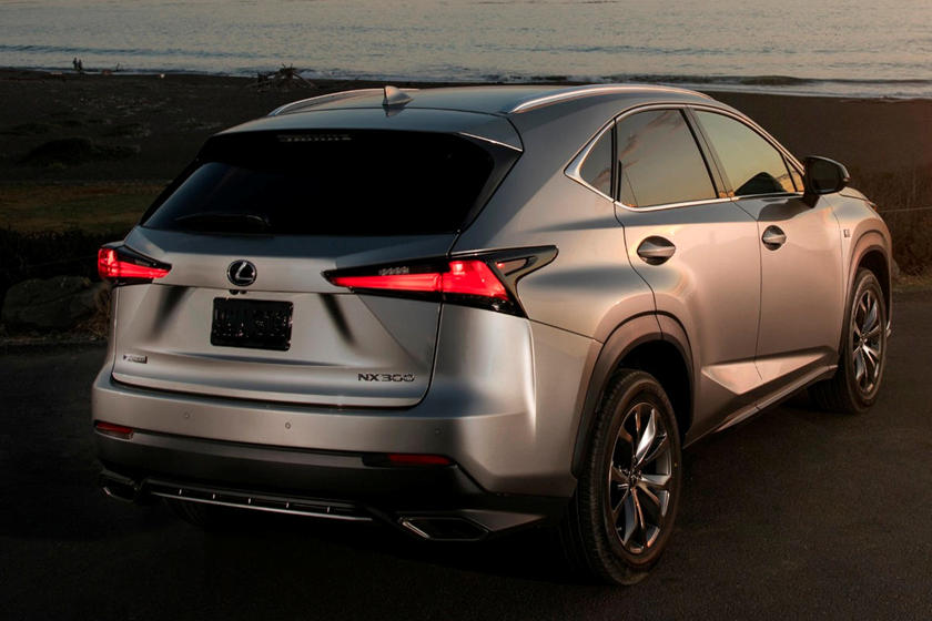 Lexus NX 300 2022