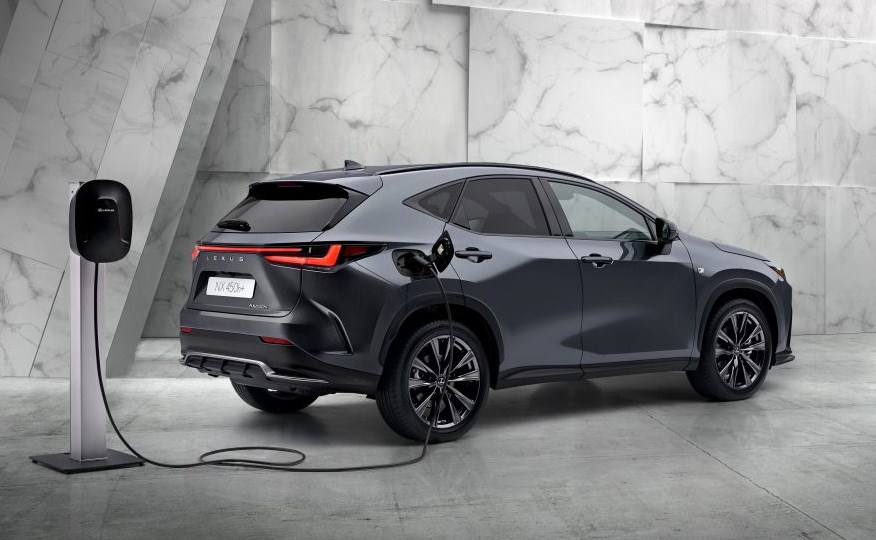 Lexus NX hoàn toàn mới tiết lộ (2)