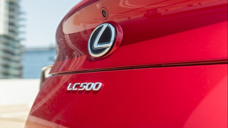 Lexus LC500 Convertible 2021 Thử nghiệm đầu tiên