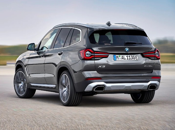 So sánh BMW X3 và Lexus NX 2022