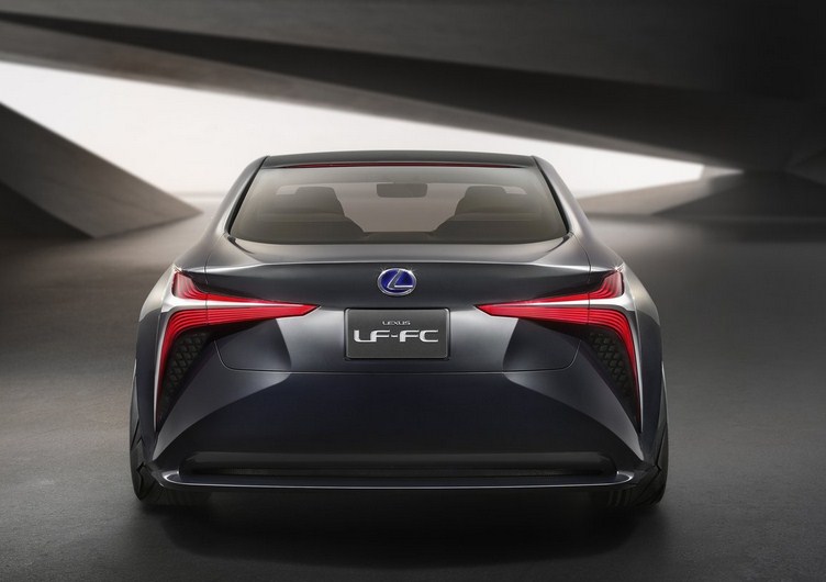 Lexus LF-FC Concept (2015) – Tiên Phong Trong Công Nghệ Nhiên Liệu Hydro Và Phong Cách Sang Trọng