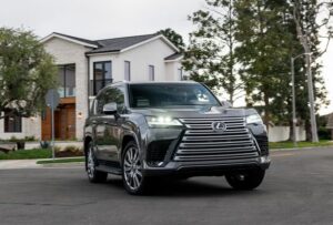 Lexus LX 570 2025